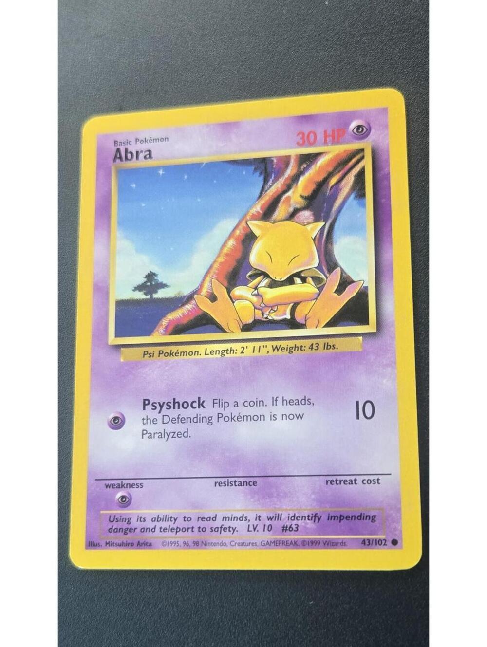 Abra Basic Pokemon Card 30 HP